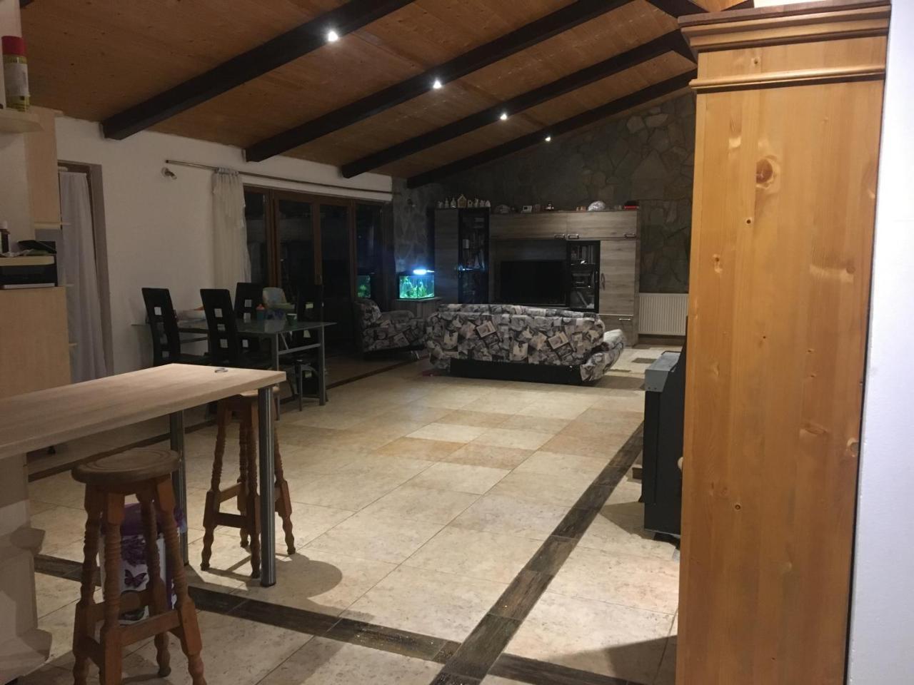 Old Stone Villa Obarok Екстер'єр фото