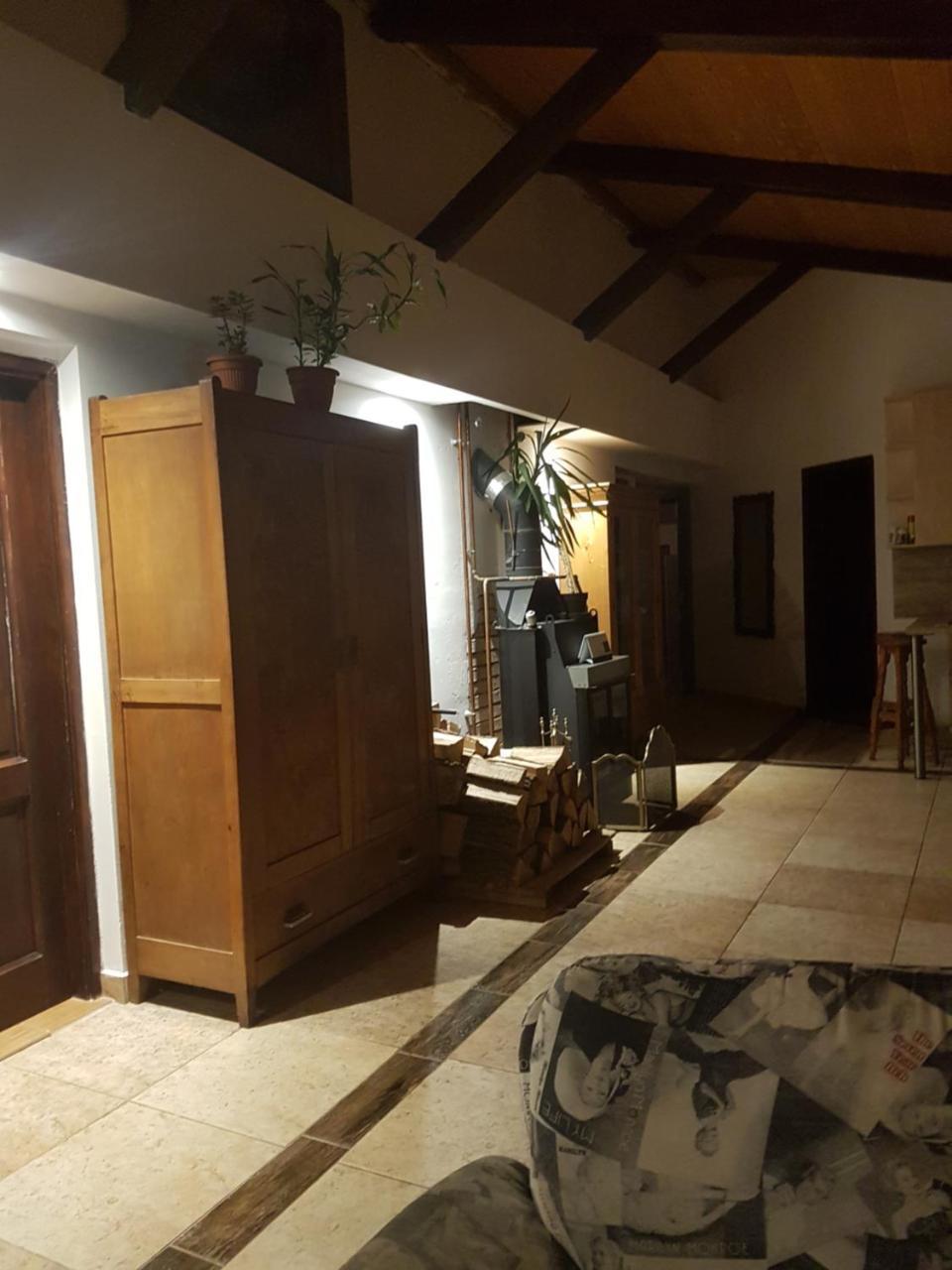 Old Stone Villa Obarok Екстер'єр фото