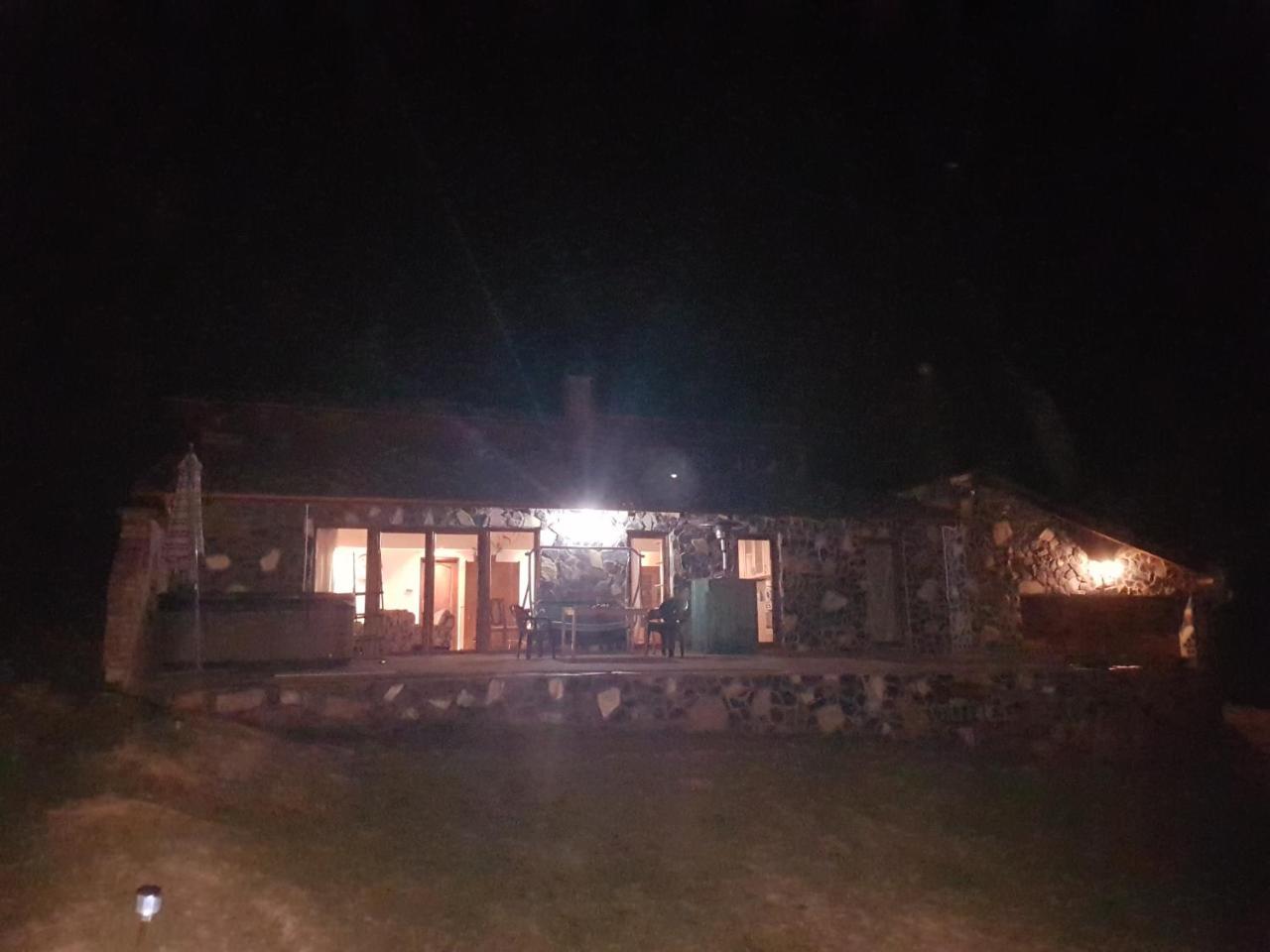 Old Stone Villa Obarok Екстер'єр фото