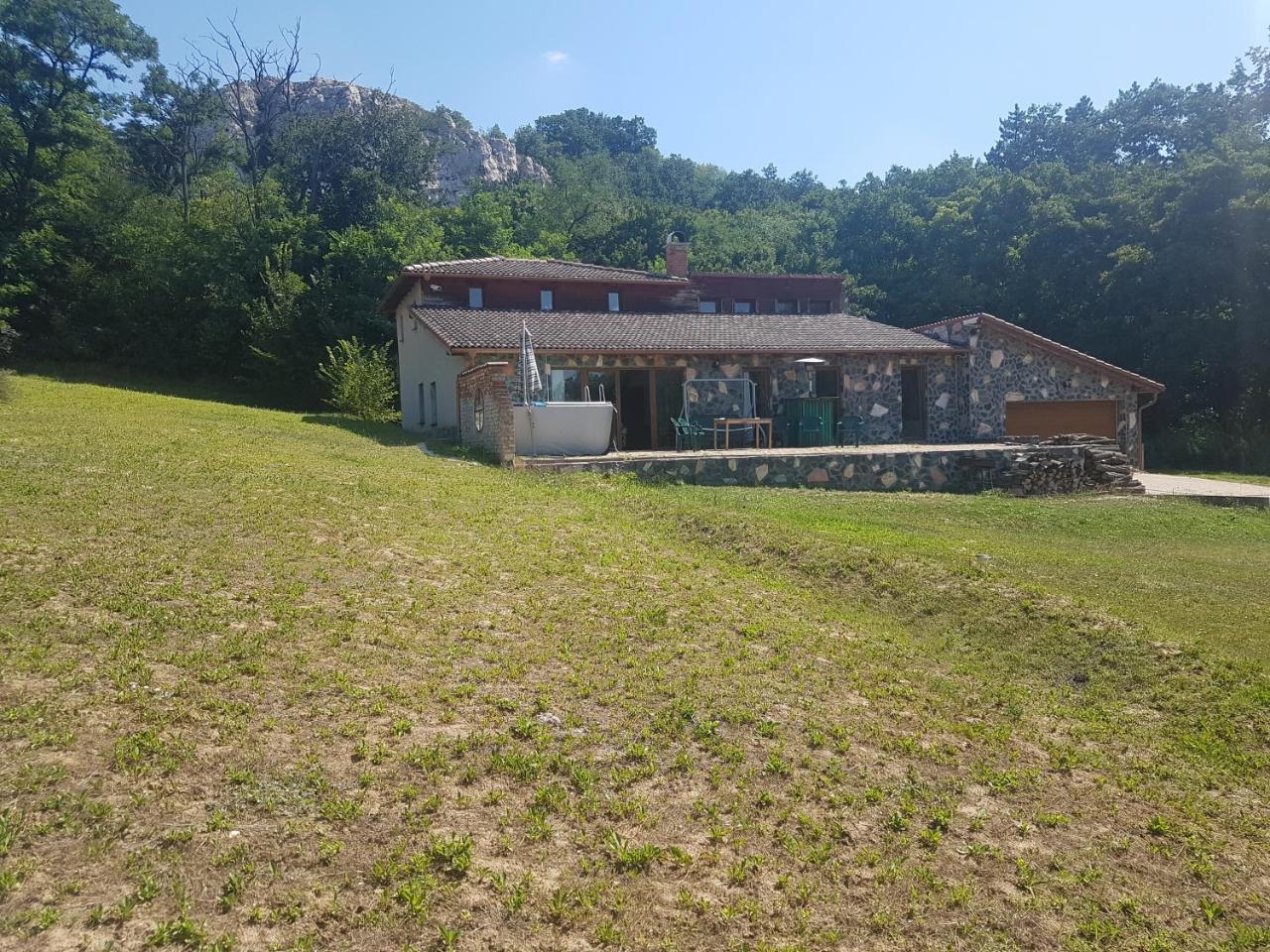 Old Stone Villa Obarok Екстер'єр фото
